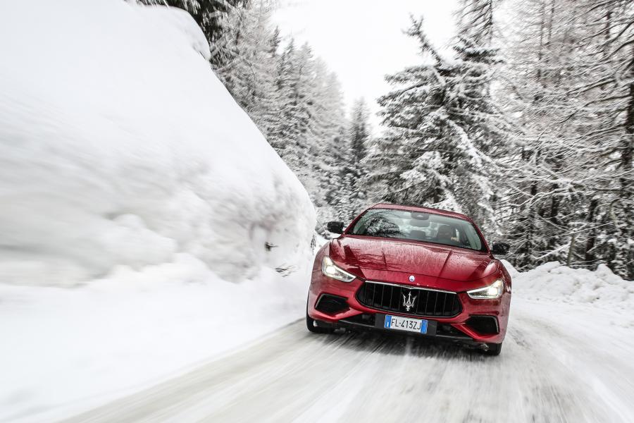  Maserati Ghibli S Q4 GranSport Carbon Pack 2017 года  (фото 24 из 44)